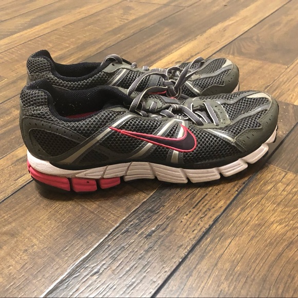 Nike Shoes - Nike running shoes